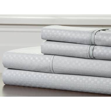 Sherry Kline Utopia Grey 3-piece Embellished Towel Set - On Sale - Bed Bath  & Beyond - 32898692