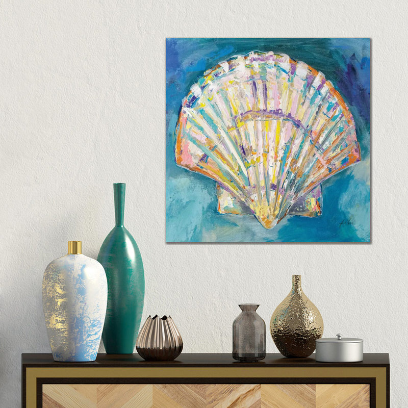 Scallop Shell Crop by Jeanette Vertentes - Wrapped Canvas Gallery-Wrapped Canvas Giclée, 45.72 cm H x 45.72 cm W