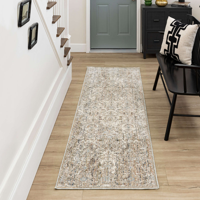 Divina Oriental Indoor Rug, Runner 2'6 x 7'10"