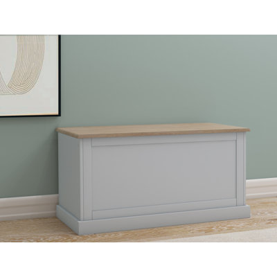 Nanteuil Blanket Chest