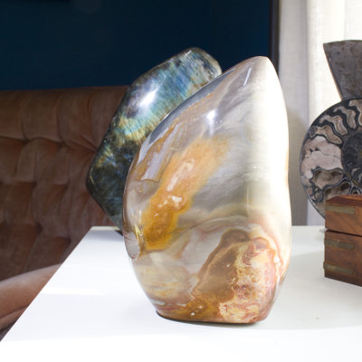 Thisnes Figurines & Sculptures