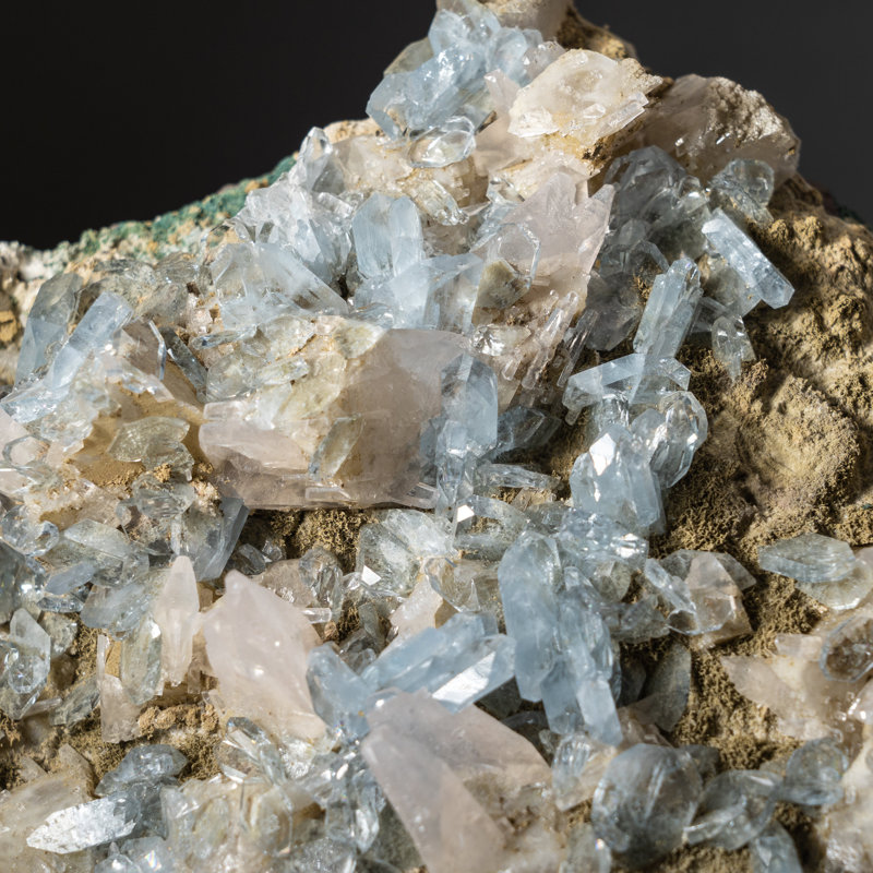 Barite véritable avec grappe de calcite