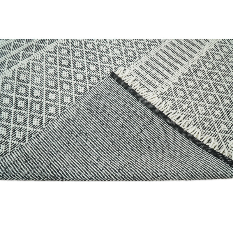 Wool Geometric Indoor Rug, Rectangle 4' x 6'