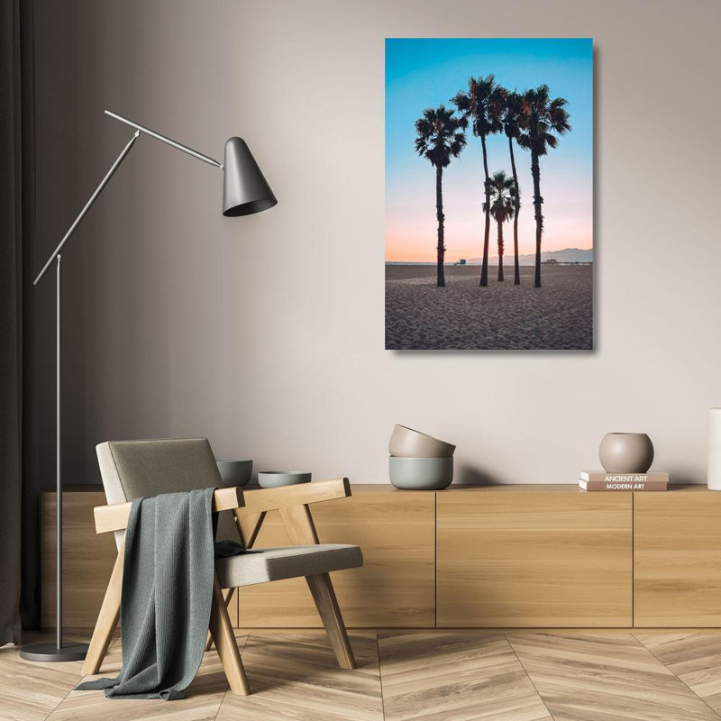 «Bay Isle Home ™ Carpentieri, Natalie», art sur toile tendue sous le titre: Palmier de Santa Monica, H 24 po x l 17 po