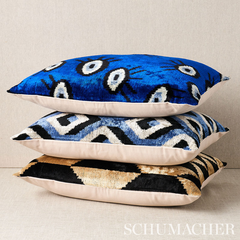 Mersin Silk Velvet Lumbar Pillow