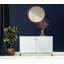 Rangement d'appoint moderne avec finition lustrée blanc moderne de 31,88 po de hauteur avec tablettes et revêtement métallique doré