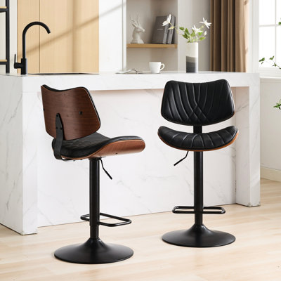 Tabourets de bar en noyer, revêtus de similicuir noir, pivotant à 360 °, réglables, de 2 pour les chaises pivotantes à hauteur réglable de la cuisine / salle à manger,
