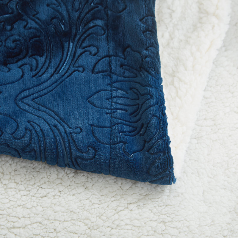  Jeté en sherpa embossé en flanelle, L 50 po x l 60 po, Bleu nuit confortable