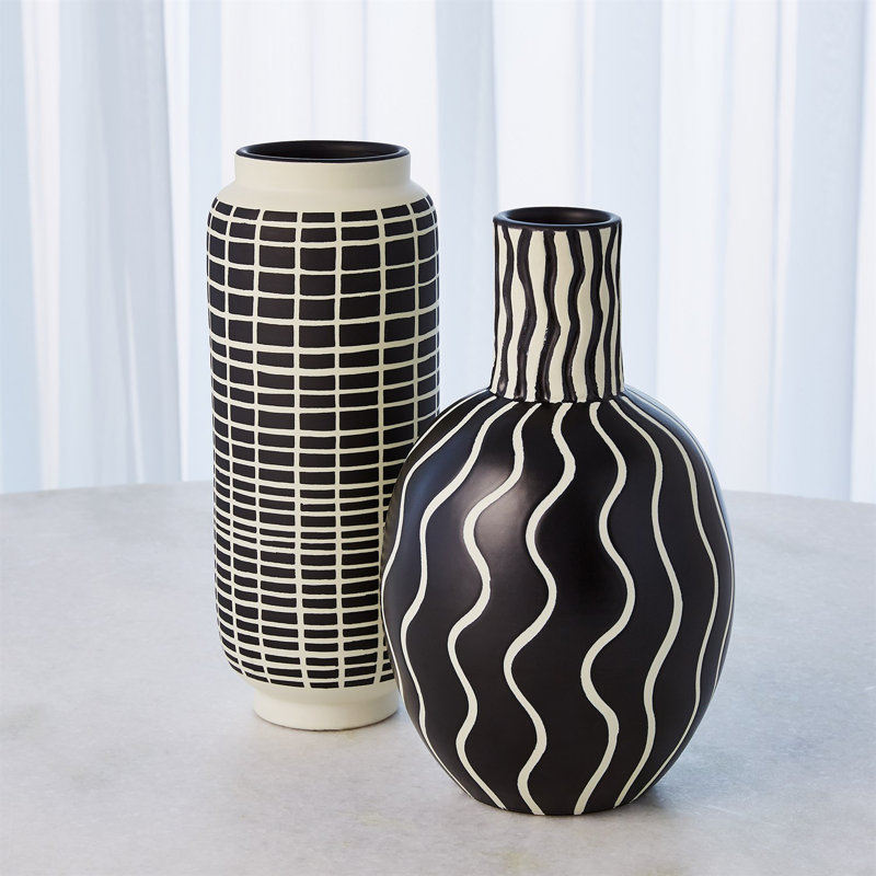 Graphic Grid Cylinder Vase-Black/White