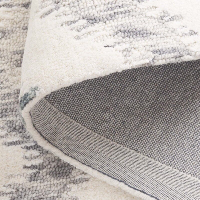 Nyara Hand Tufted Wool/Viscose/Cotton Chevron Rug in Ivory/Grey, Rectangle 5' x 8'