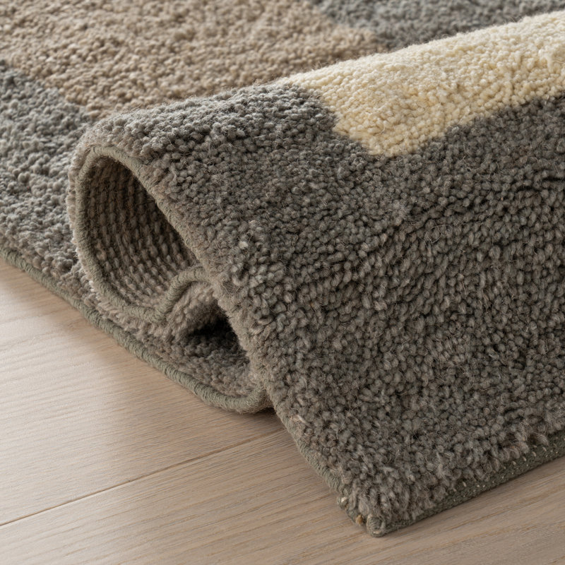 Silja Bordered Rug, Rectangle 6' x 9'