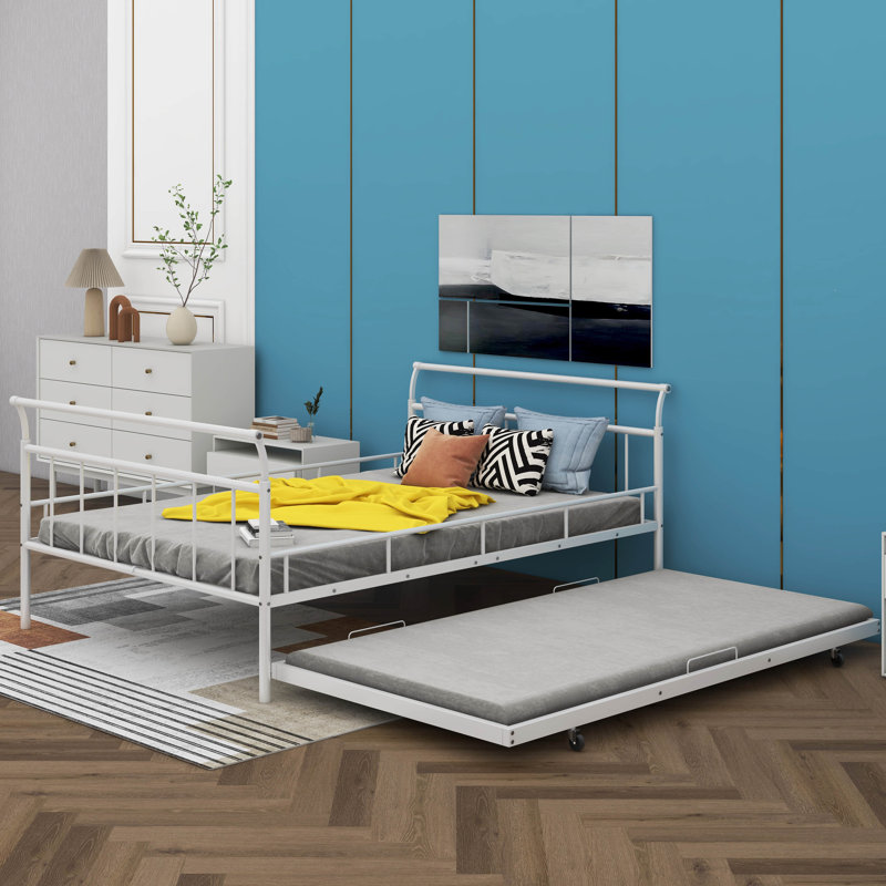 Weddell Metal Open-Frame Bed, Full, White