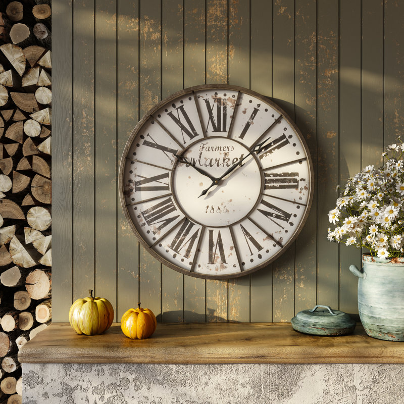 Monroy Round Metal Farmhouse Wall Clock