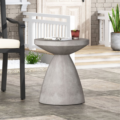 Table d'appoint d'extérieur en béton léger
