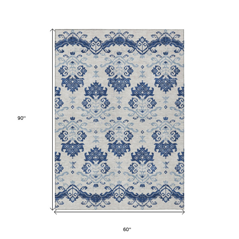 Tapis d'intérieur / extérieur lavable bleu marine beige et bleu denim HomeRoots 5 pi x 8 pi