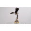 Statue d'aigle en plein essor