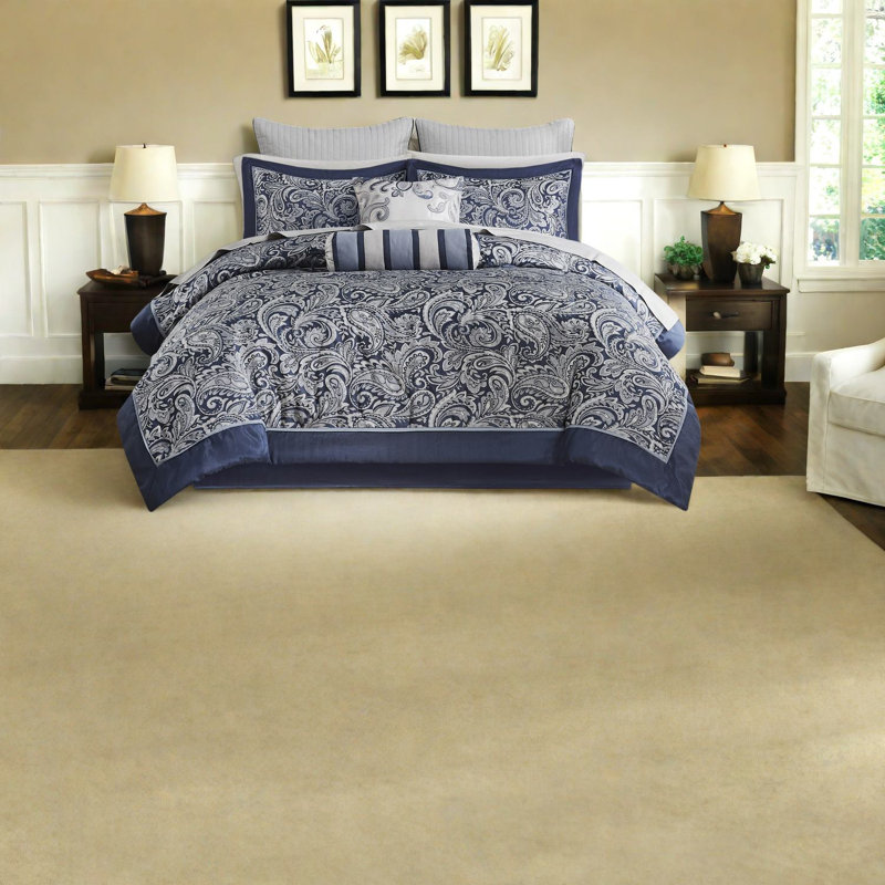 Ensemble de literie bleu marine élégant, coton et polyester, style maison classique