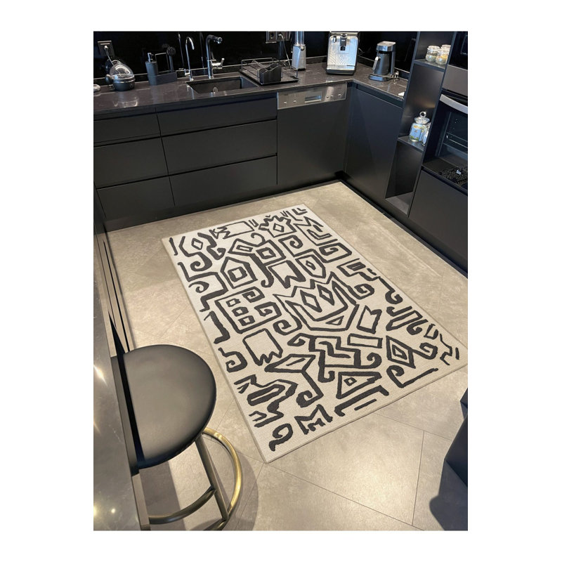 Tapis noir à motif abstrait noir, Square 3'3" Rug Pad Included