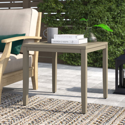 Table d'appoint en aluminium Tovias
