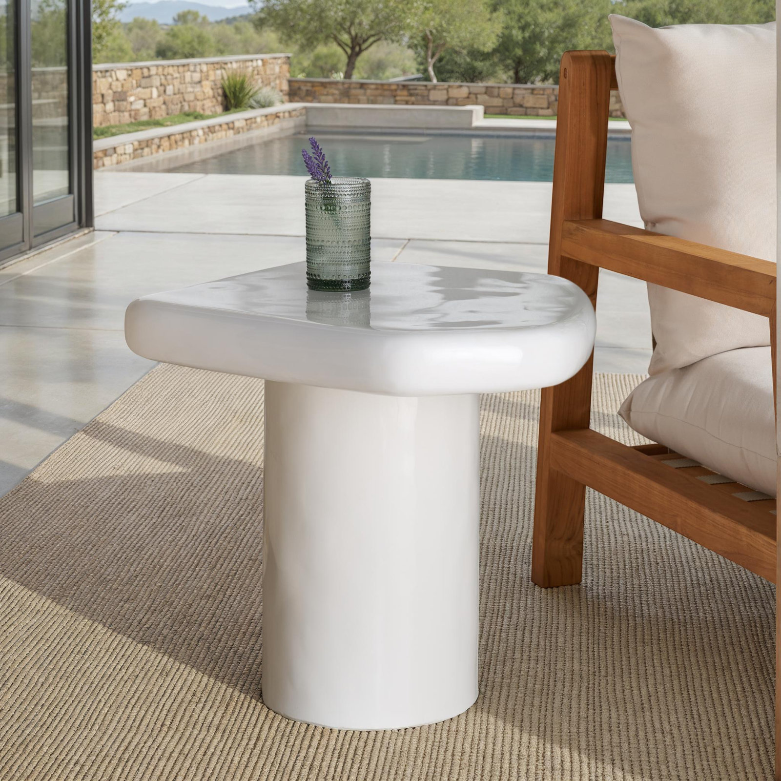 Clarendon 24" End Table, White