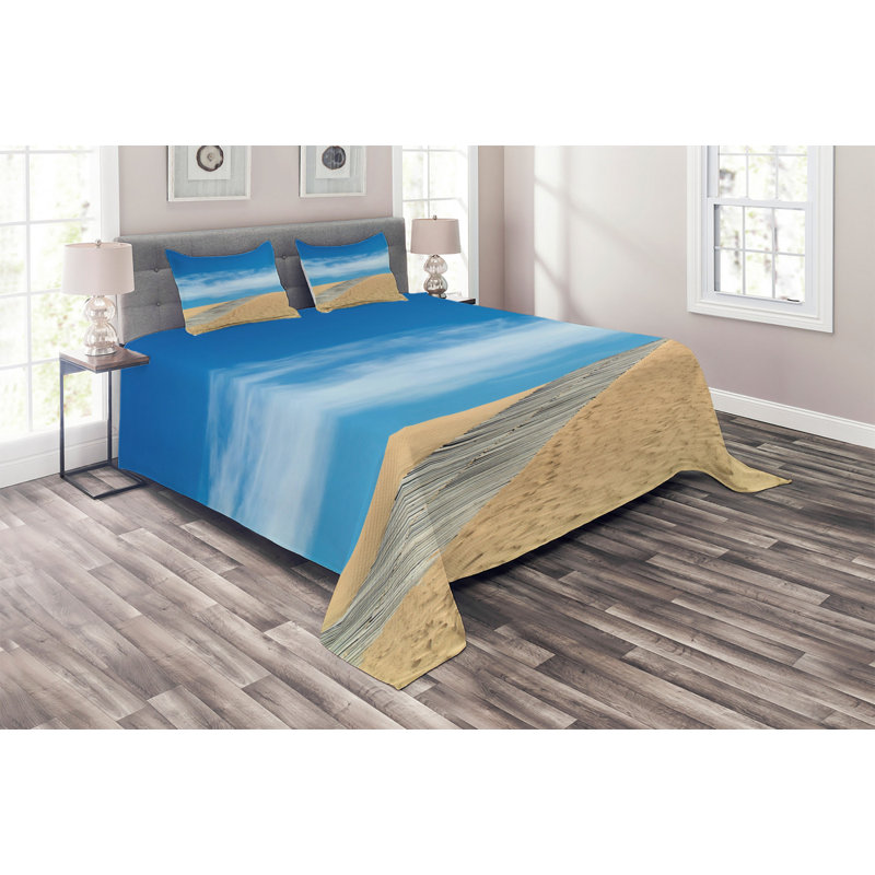 Island Coastal Polyester Coverlet, King Bedspread + 2 Shams