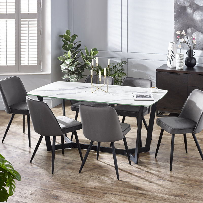 Iisakki 6 - Person Dining Set