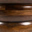 Table basse ronde en bois de manguier Sable avec base nervurée