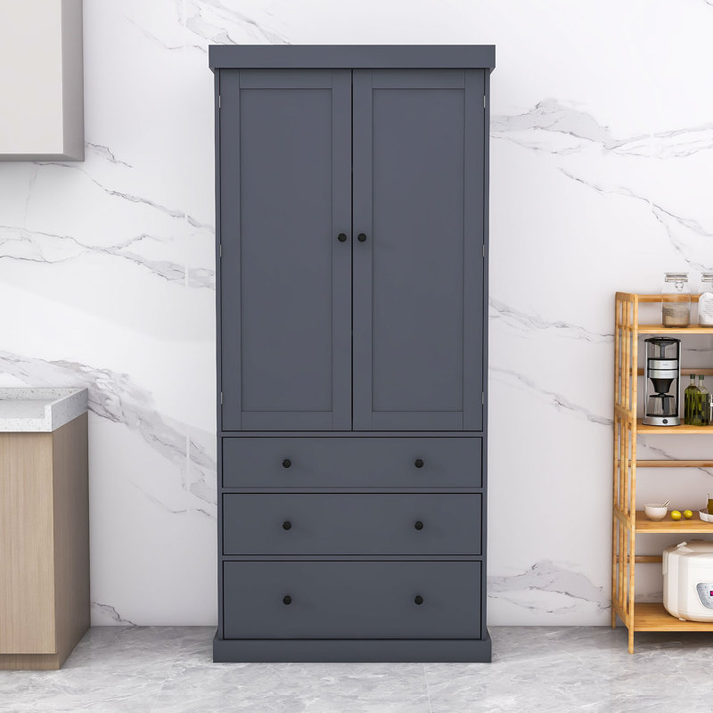 Garde-manger autoportant 77,1 po Pendergrast, armoire de rangement haute avec tiroirs et tablettes réglables, Gris