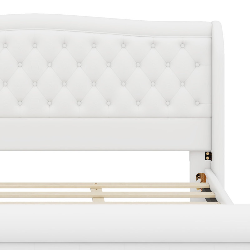 Cadre de lit avec tête de lit à oreilles enveloppée et pied de lit traîneau pour une élégance intemporelle dans la chambre à coucher