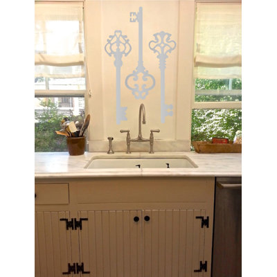 Landscape & Nature Non-Wall Damaging Wall Decal