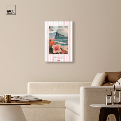 «Honolulu Travel Stamp», impression sur affiche encadrée par Art Remedy, cadre argenté, 24 x 36