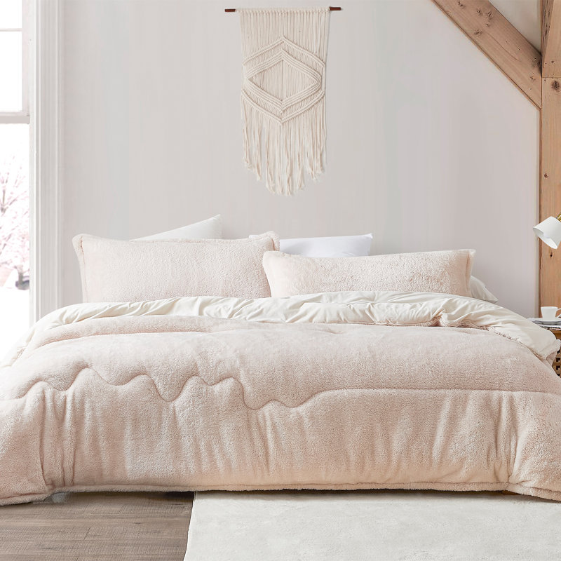 Coma Inducer Crooked Line Oversized Comforter Set, Beige, Twin XL Comforter + 1 Standard Sham
