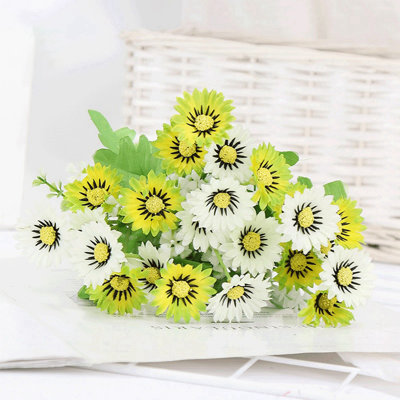 6PCS Artificial Daisy Flowers Chrysanthemumtant Fake Flowers No Fade Greenery Shrubs Plants For Garden Farmhouse Porch Wedding Indoor Outdoor Home Decor
