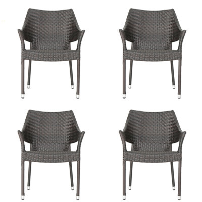 Chaise d'extérieur en résine