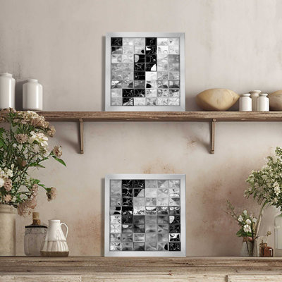 Ensemble de 2 nuances de gris encadrées sur papier