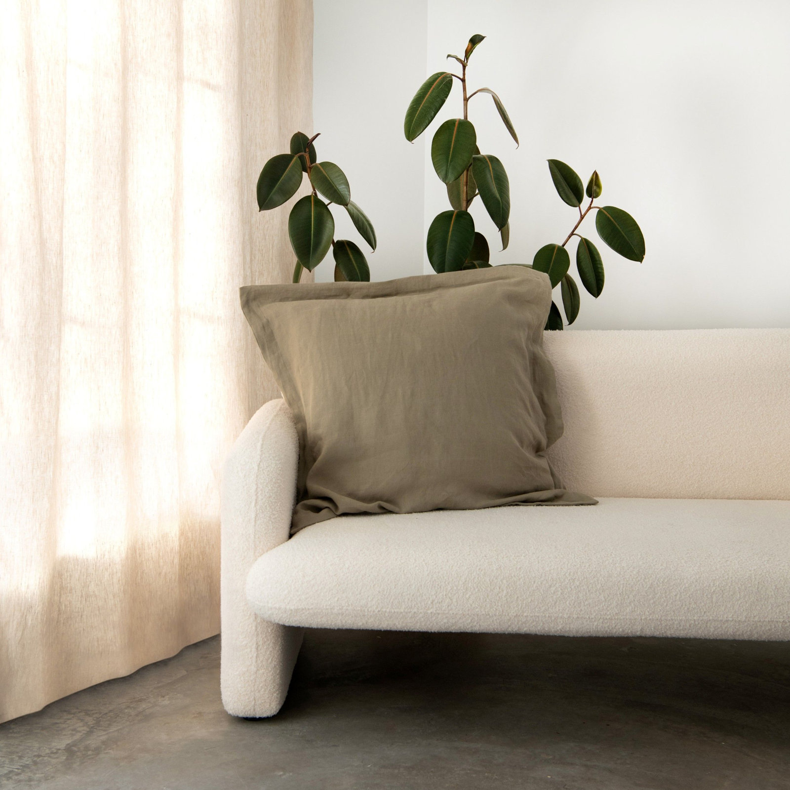 BOKSER HOME 28" x 28" Linen Pillow Cover, Moss