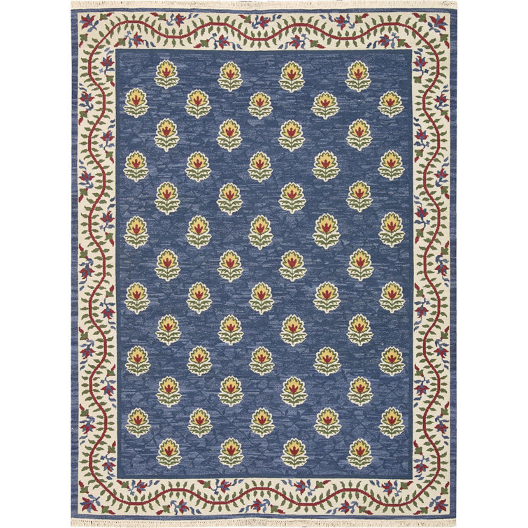 Galindez Oriental Indoor Rug