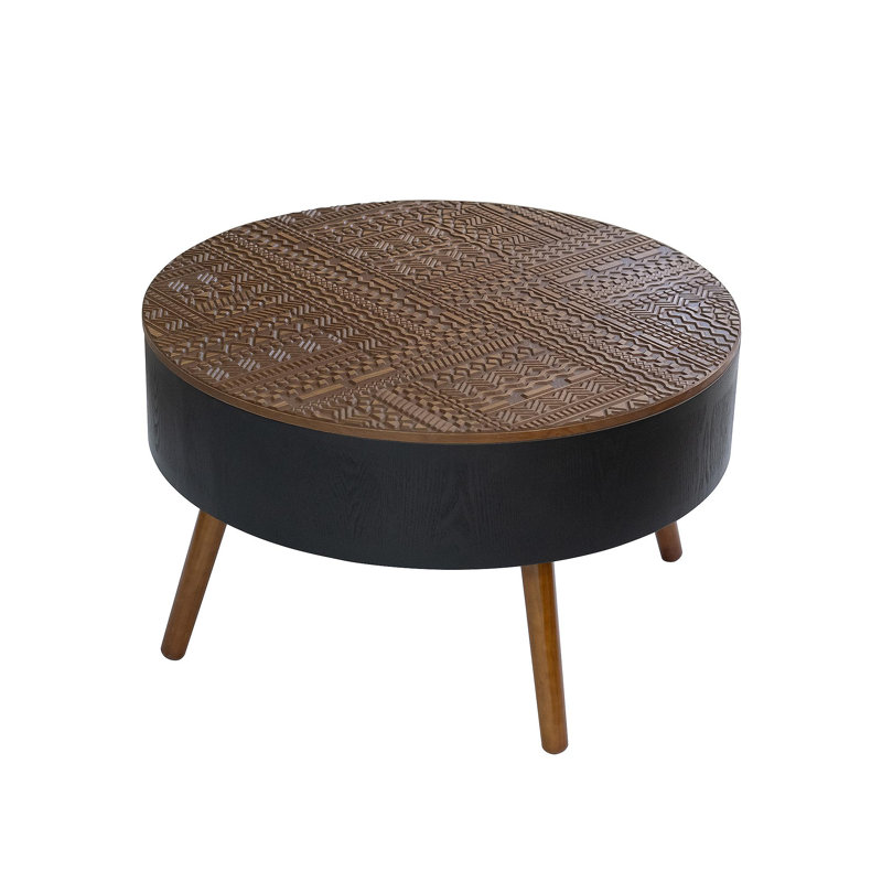 La table basse ronde de 31,5 pouces avec fonction de rangement, dotée d'un plateau gravé, est une table de breuvage idéale pour les petits espaces, servant de table d'appoint de style moderne et convenant aux salons.