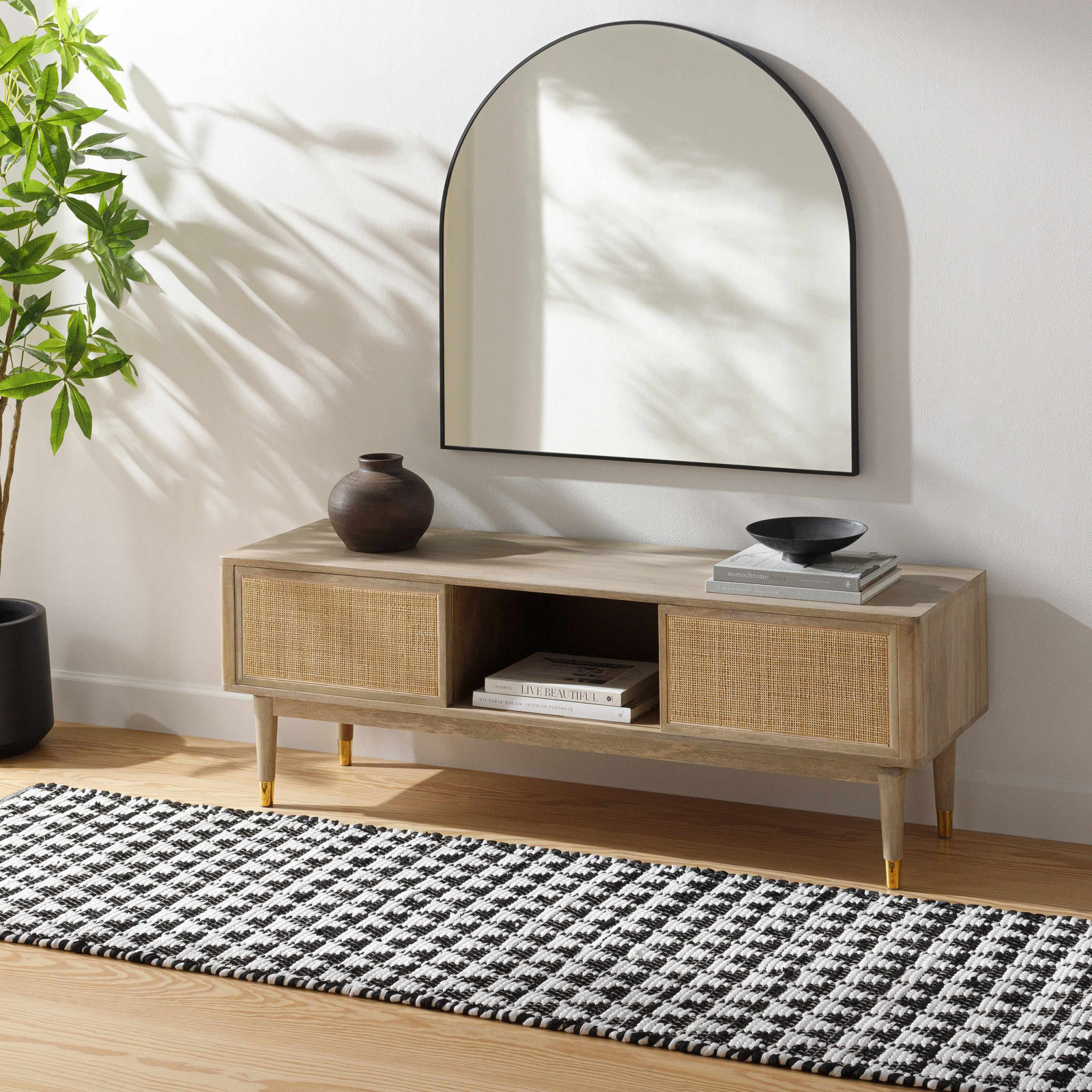 Addy Handmade Black, White Rug, Runner 2'6" x 8'