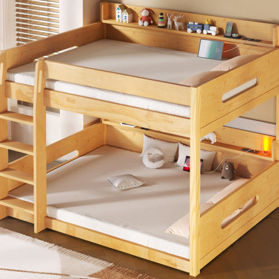 Grand lit superposé surélevé de couleur bois, tablettes de rangement et charge en pin massif, utilisation à long terme avec tablettes pratiques