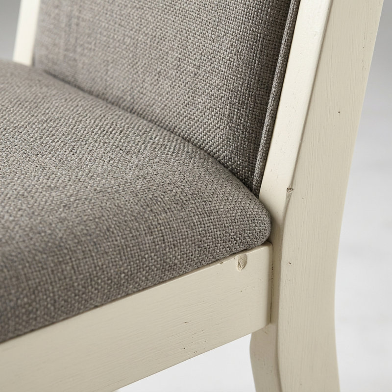 Ensemble de cuisine 3 pièces en bois d'hévéa asiatique blanc lin avec piédestal rond et 2 chaises Parson rembourrées en tissu lin Shitake pour petits espaces