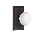 Studio Plate with White Porcelain Door Knob