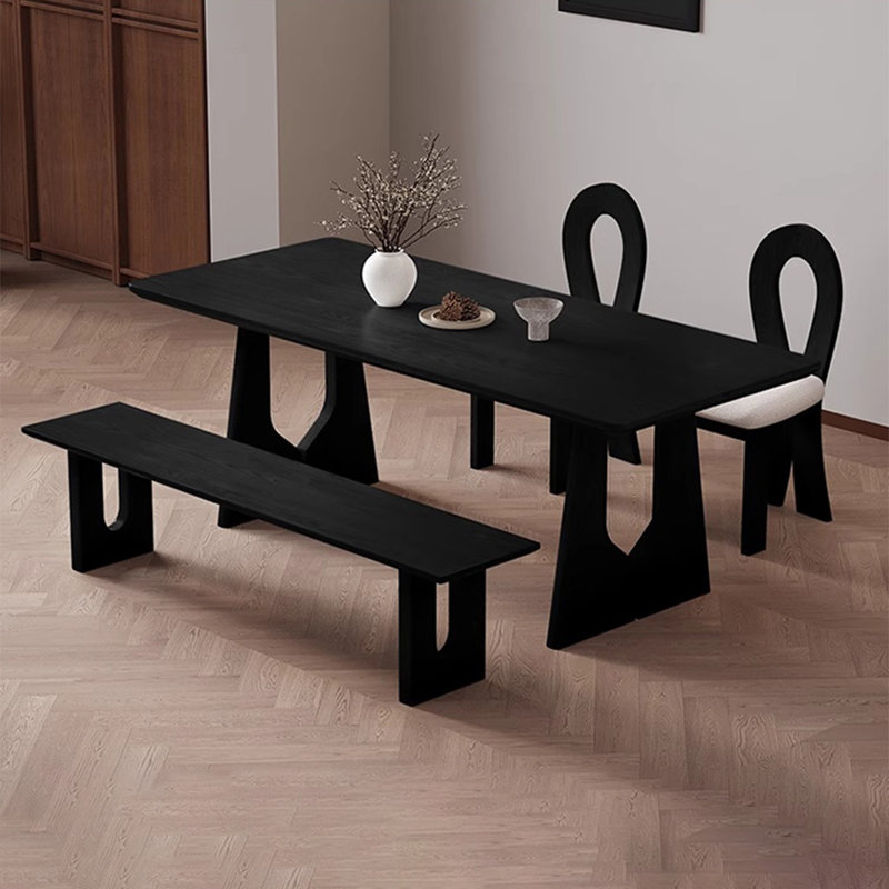Hanneman, Noir, noir, noir, noir, H 29,52 po x L 78,74 po x l 35,43 po