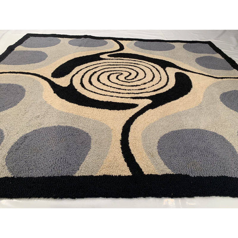 One-of-a-Kind 4'11" X 5'6" Area Rug