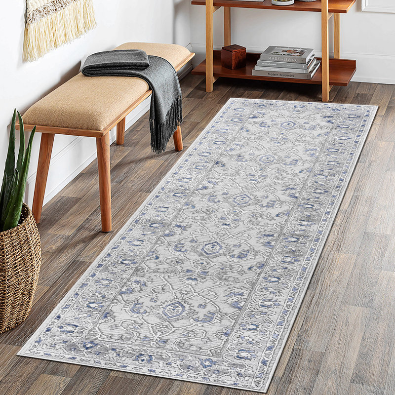 Tapis gris / bleu / oriental, Tapis de couloir 2 pi 2 po x 8 pi