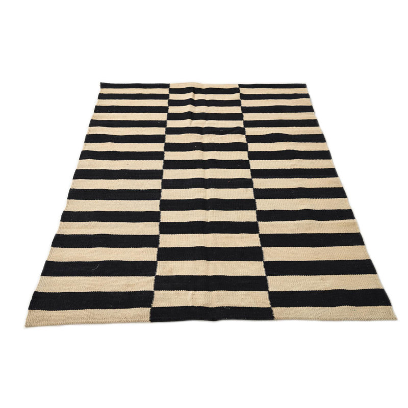 Tapis noir et blanc Noor