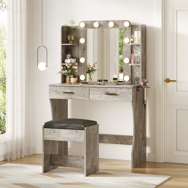 Jaeli Vanity, Gray