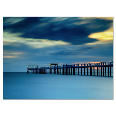 «Wooden Pier and Turquoise Seashore», reproduction de photo sur toile tendue
