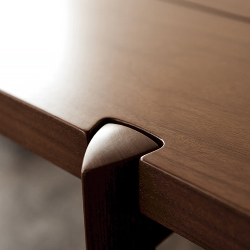 Nordic style small desk