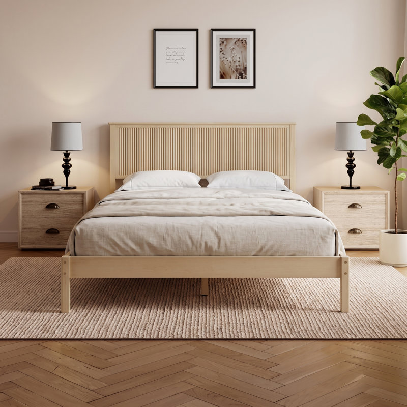Lit en bois d'hévéa massif avec tête de lit ondulée Waveline, Natural